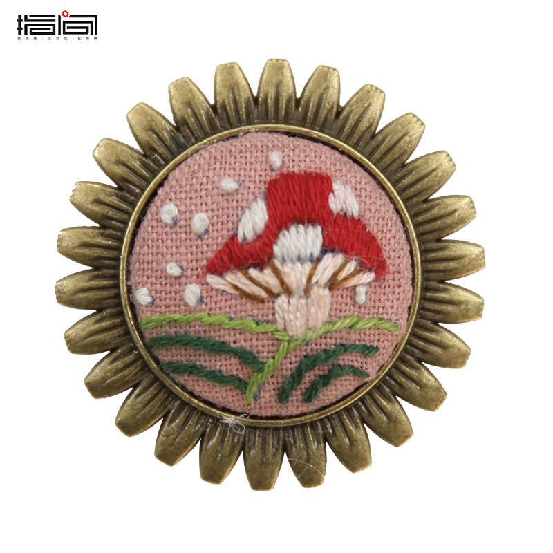 Diversión salvaje-productos no terminados (broche separado) + 7cm de estiramiento del bordado