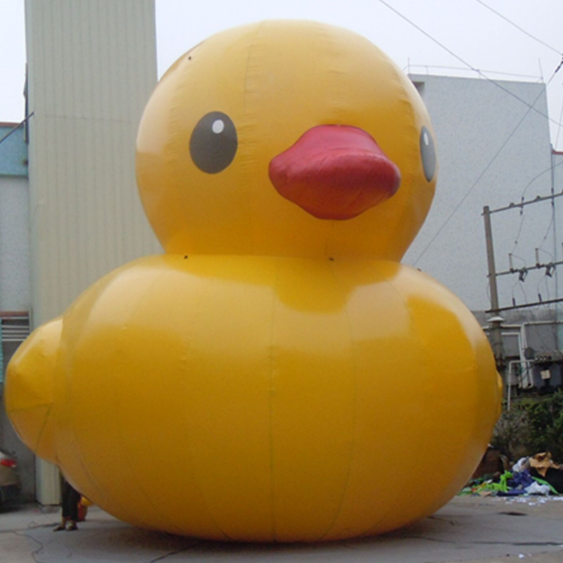 厂家批发充气大黄鸭水上充气游艺设施  充气卡通气模模型