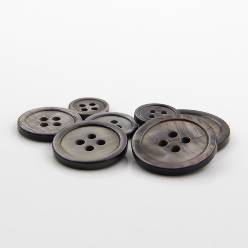Factory wholesale gray natural shell buttons high-end men's and women's jacket suit shirt sweater button buttons