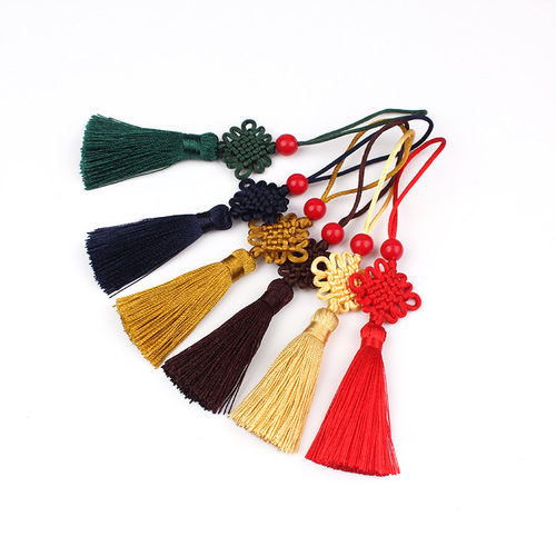 Mini Chinese knot tassel small Chinese knot U disk mobile phone case pendant No. 7 6 knot ancient style bookmark tassel spike