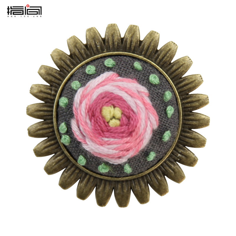 Fragancia floral-Producto no acabado (broche separado) + estiramiento bordado de 7cm