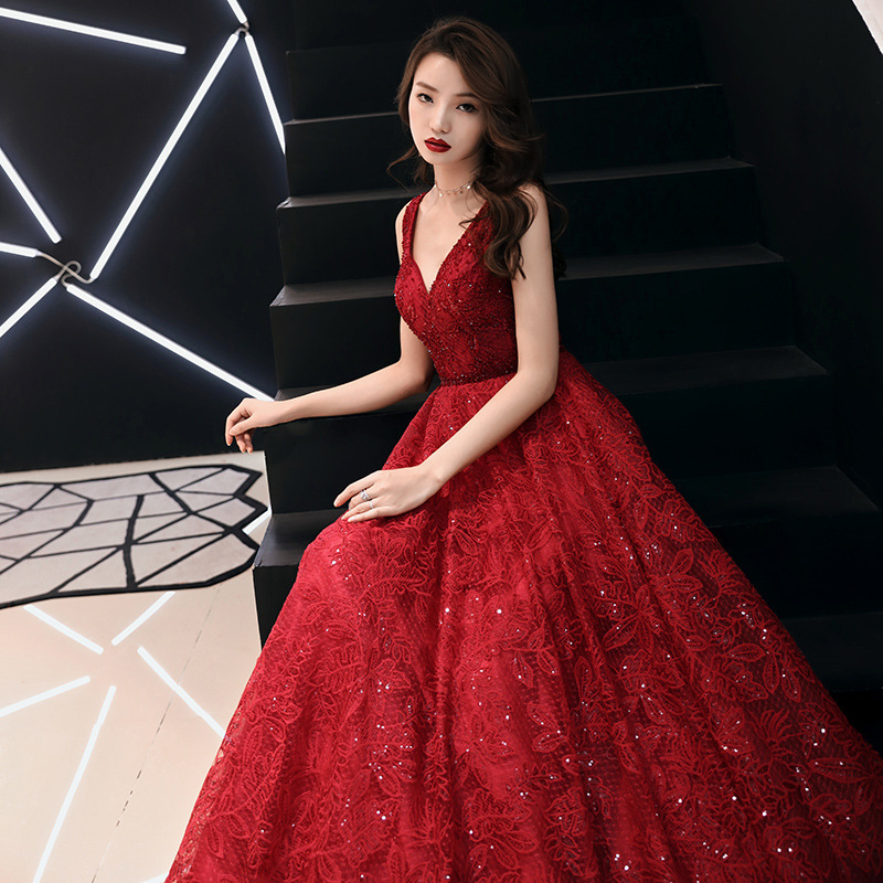 Bride's Toast Dress 2026 Summer New Style Wedding Burgundy V-Neck Annual Meeting Host Evening Gown Long Dress for Women