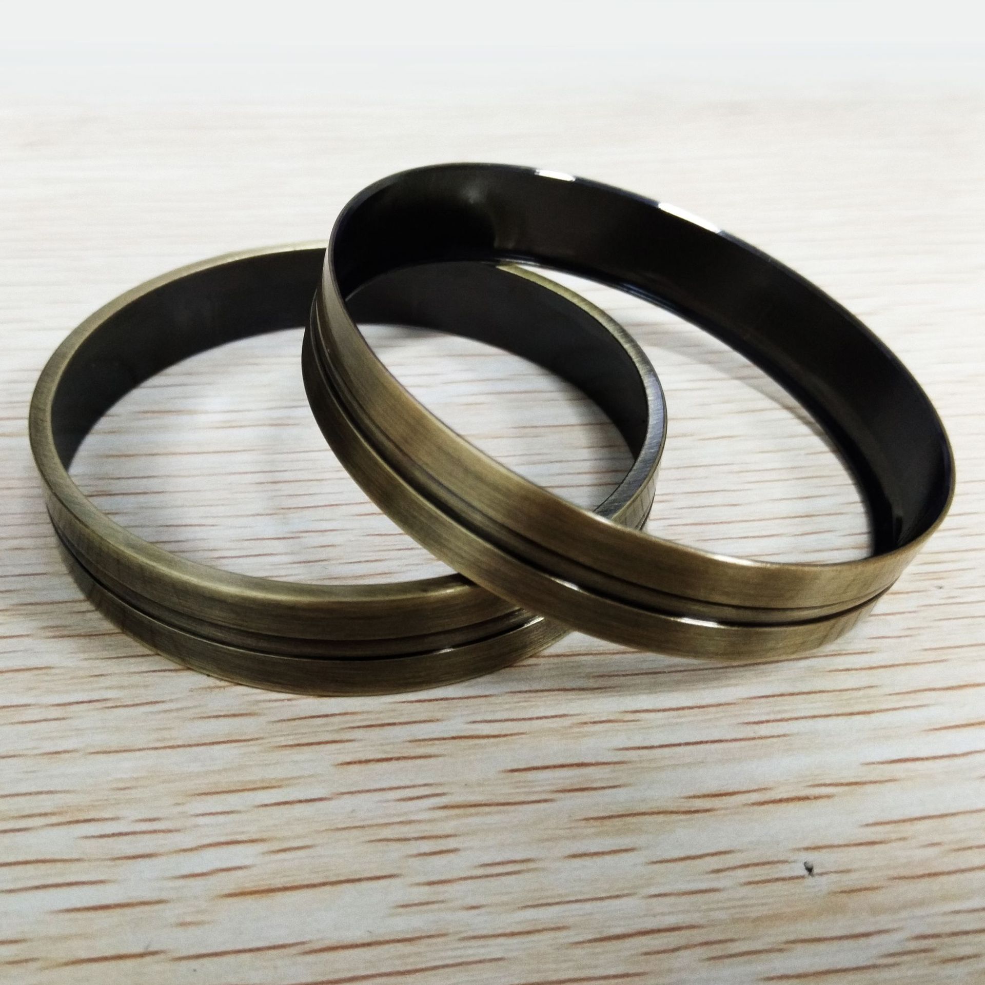 压铸薄璧锌合金套圈口纯钛保温杯金属圆环生产加工青红古铜圈配件