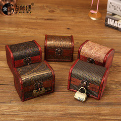 One piece drop shipping European antique 10.5cm wooden handicrafts wedding candy storage box handmade distressed wedding products wholesale