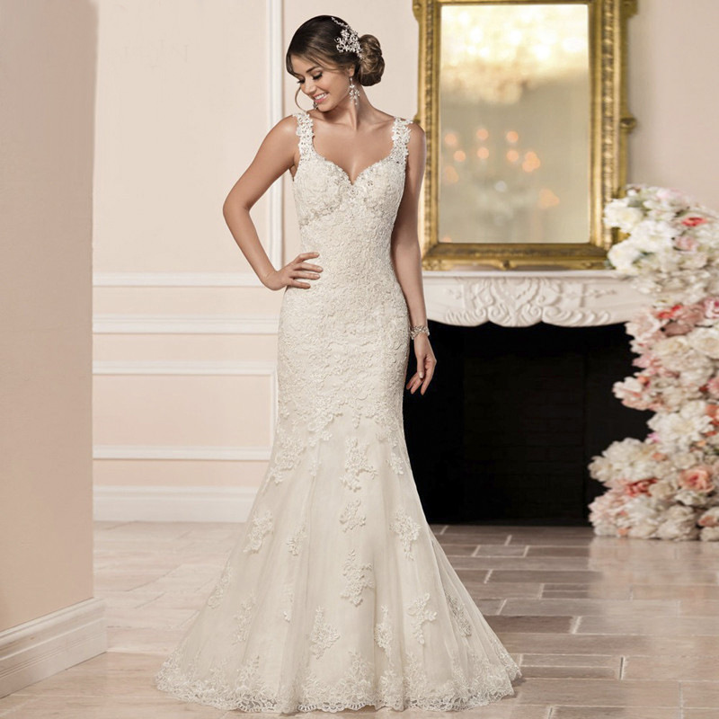 Foreign Trade European and American Wedding Dress 2025 New Slim Fishtail Lace Large Size Double Shoulder French Retro Bridal Wedding Dress