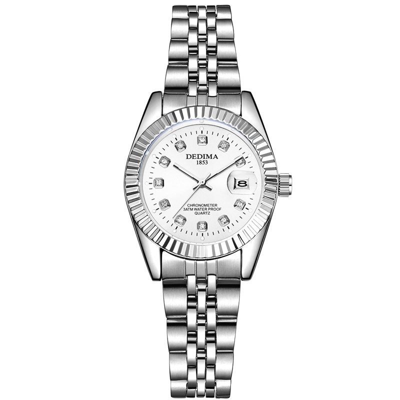 여자의 하얀 얼굴 실버 벨트