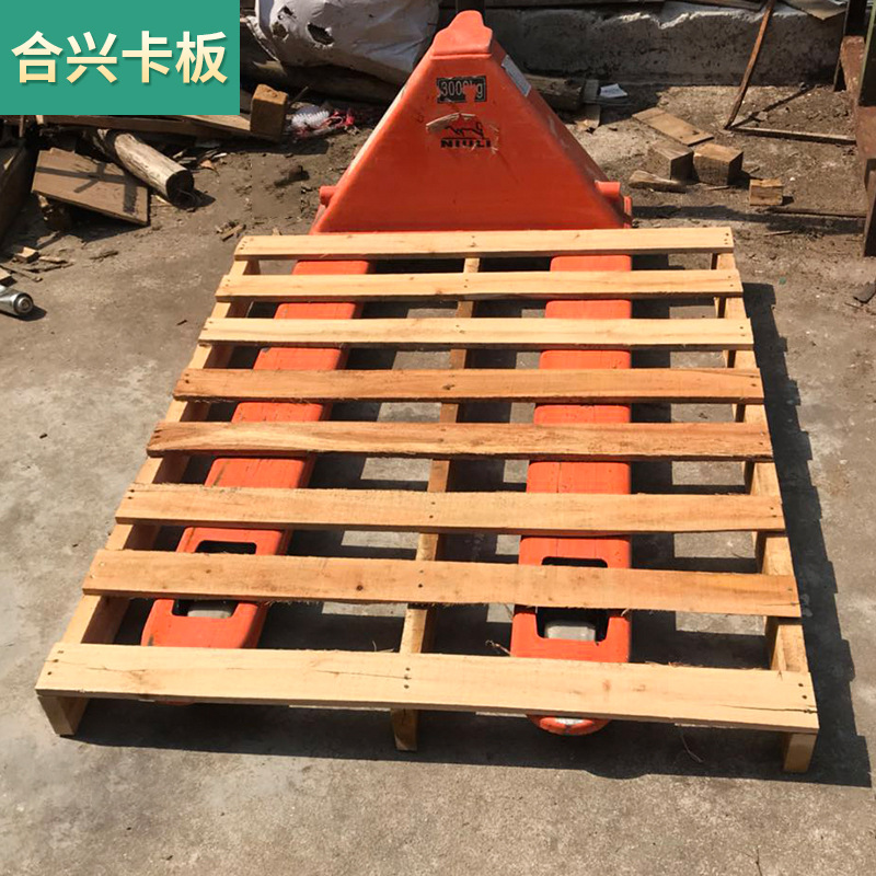 供应深圳江门中山木卡板批发川字木托盘仓库物流叉车木托板