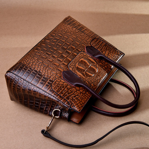 Crocodile pattern bag  new high-end European and American handbag tote bag crossbody women's bag handbag large bag