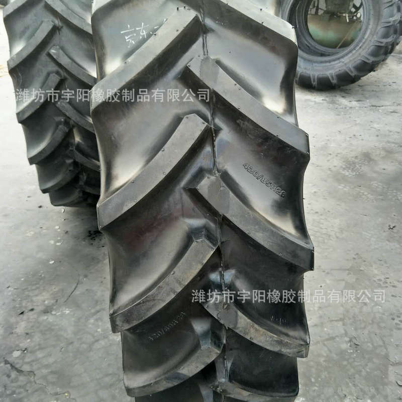 380/85R28  田野拖拉机钢丝人字轮胎14.9R28
