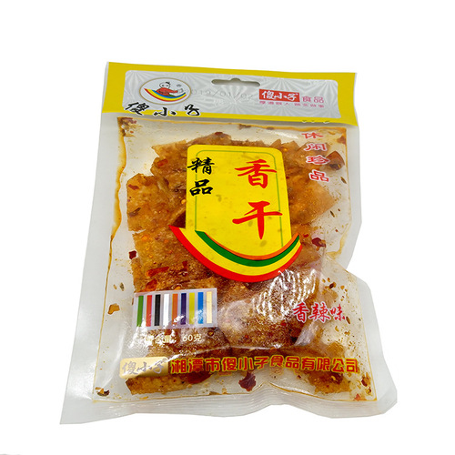 Stupid boy 60g premium smoked tofu, spicy snack bean skin, leisure food, spicy bean product