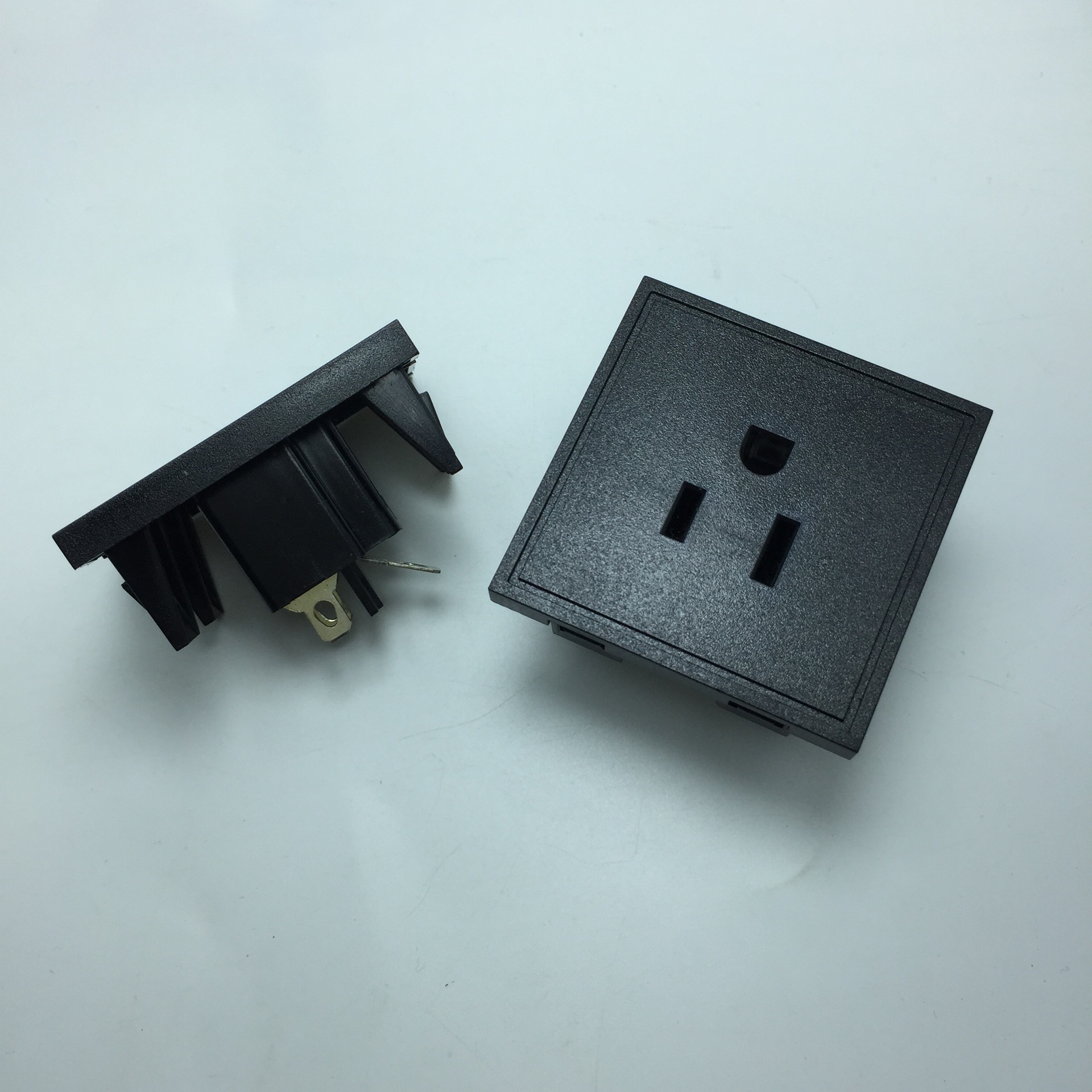 美规插座50*50 RICH BAY美国三孔大面板插座 台湾品牌美国插座