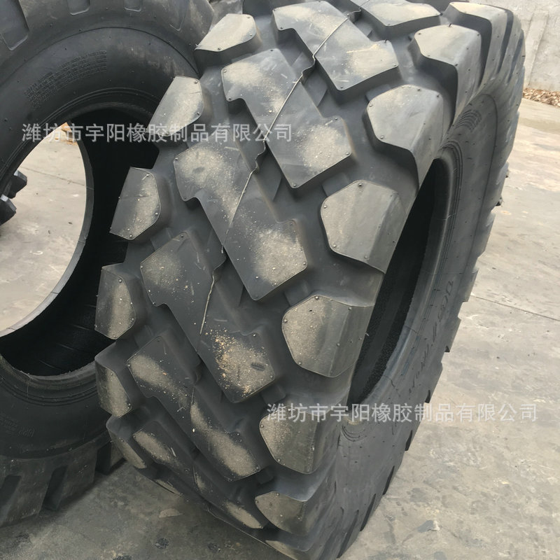 16/70-20工程机械小型装载机 铲车轮胎 花纹抗造
