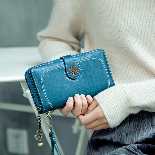 European and American retro hot-selling zipper wallet women's oil wax leather phone bag Korean style long clutch card holder cross-border