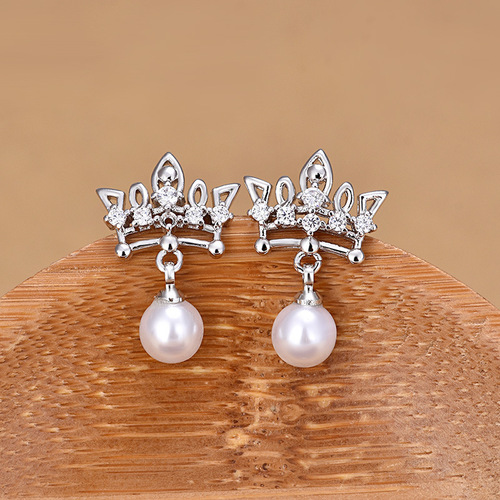Qiaolanxuan Cross-border Earrings The same style crown pearl earrings silver needle rose gold women's earrings anti-allergic jewelry wholesale