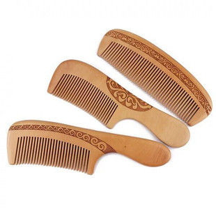 Linglong Pavilion peach wood carving comb peach wood comb hair comb creative crafts fine teeth