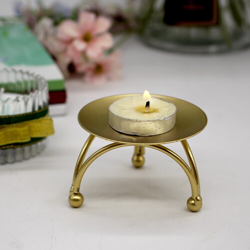 Cross-border high-quality geometric round iron candlestick desktop decoration ornaments three-dimensional creative metal one-piece drop shipping