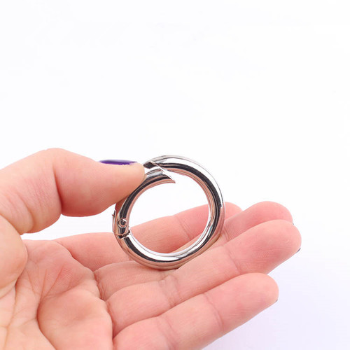 Manufacturer wholesale 35mm alloy open ring buckle spring buckle quick-hang key ring outdoor mountaineering key ring buckle