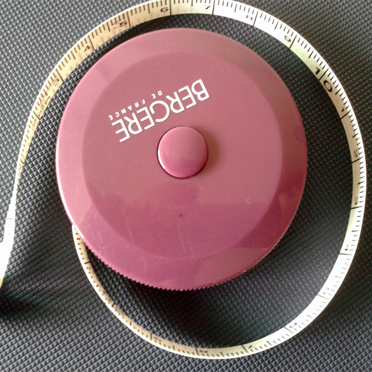 定做日常实用圆形塑料伸缩纤维尺迷你卷尺2米 tape measure