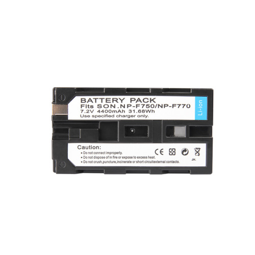 Suitable for Sony NP-F750 camera battery F770 battery F750 camera full decoding lithium battery 5200MAH