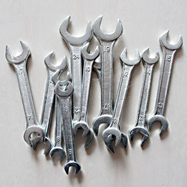 套筒扳手;内六角扳手;呆扳手