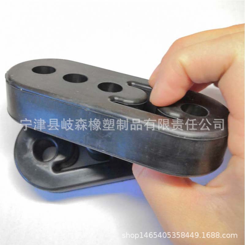 メーカー直販の多孔マフラーのハンモック高強度高硬度四穴は延長型排気管フックを調節できます。