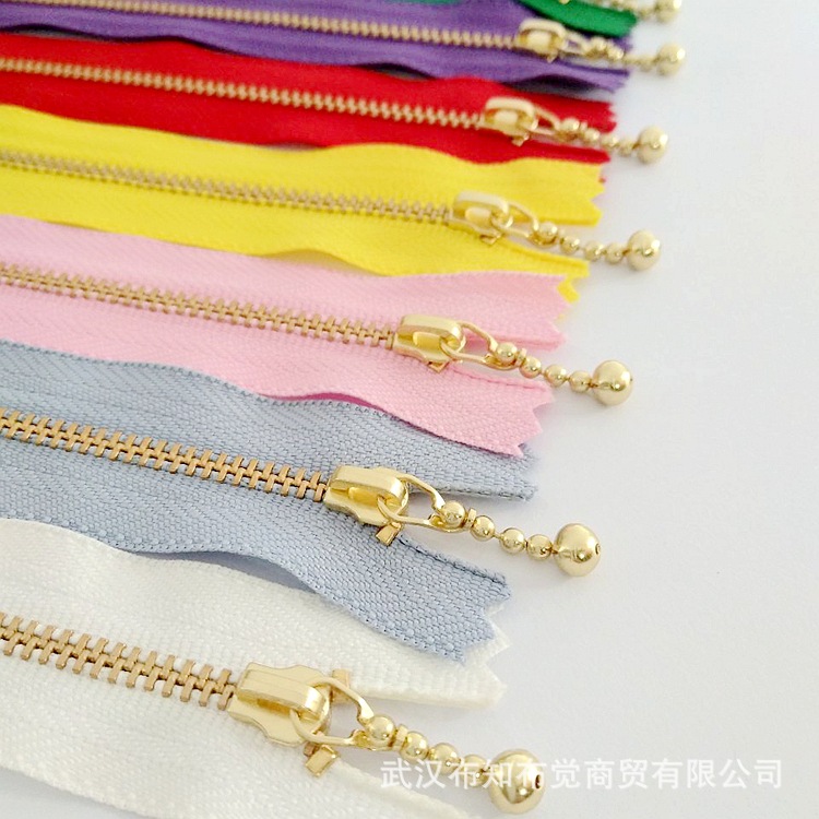 Bag accessory drop-shaped with zipper handmade
