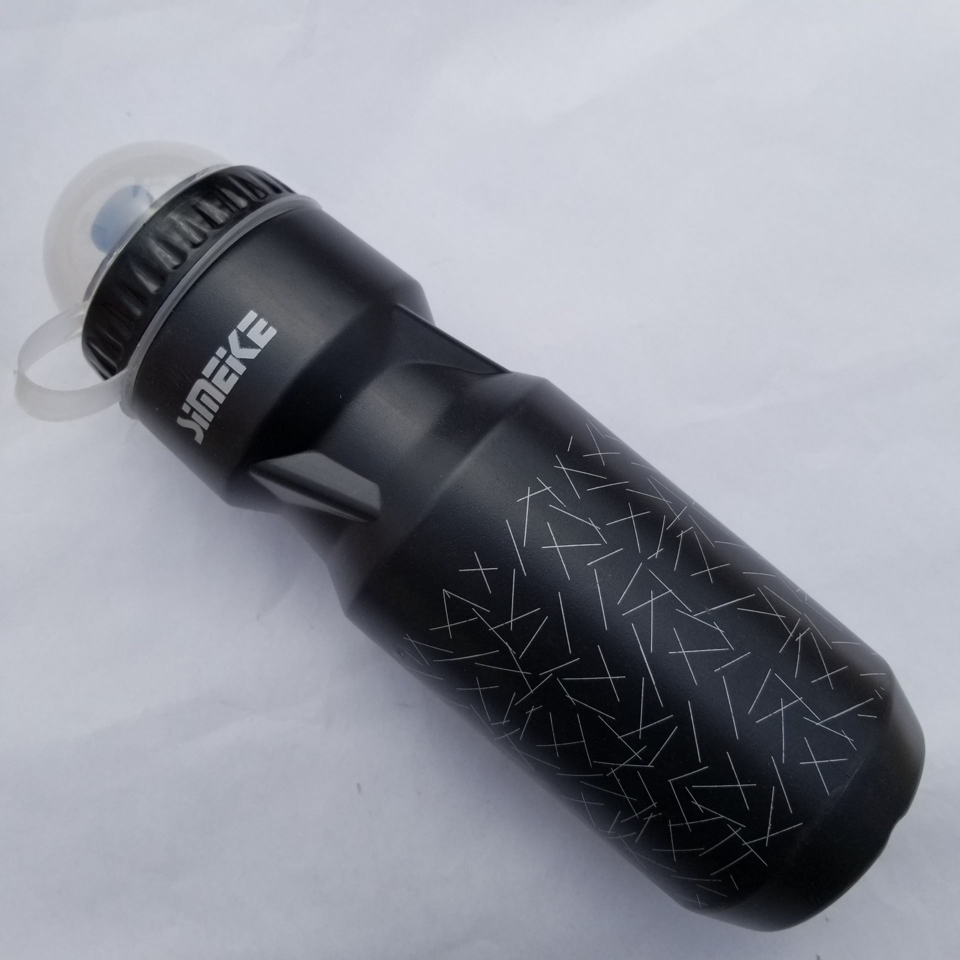 Deportes de plástico hervidor equipo ciclismo al aire libre hervidor 750ml olla en stock suministro