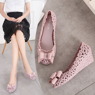 2024 Summer new hollow jelly shoes women's breathable wedge Roman sandals soft surface non-slip beach shoes Korean style platform
