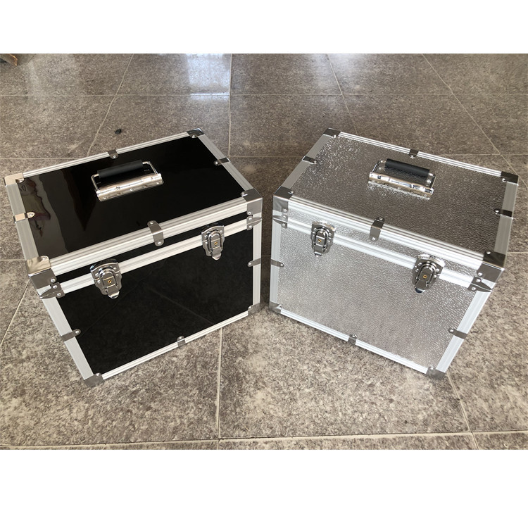 厂家直供江苏泰州黑色银色铝箱真铝皮铝合金平角防震防摔