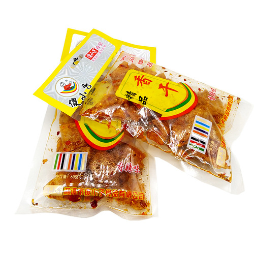 Stupid boy 60g premium smoked tofu, spicy snack bean skin, leisure food, spicy bean product