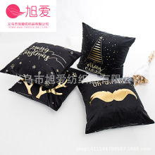 聚酯纤维毛绒新款黑底圣诞烫金抱枕靠枕靠垫套跨境款型枕套批发