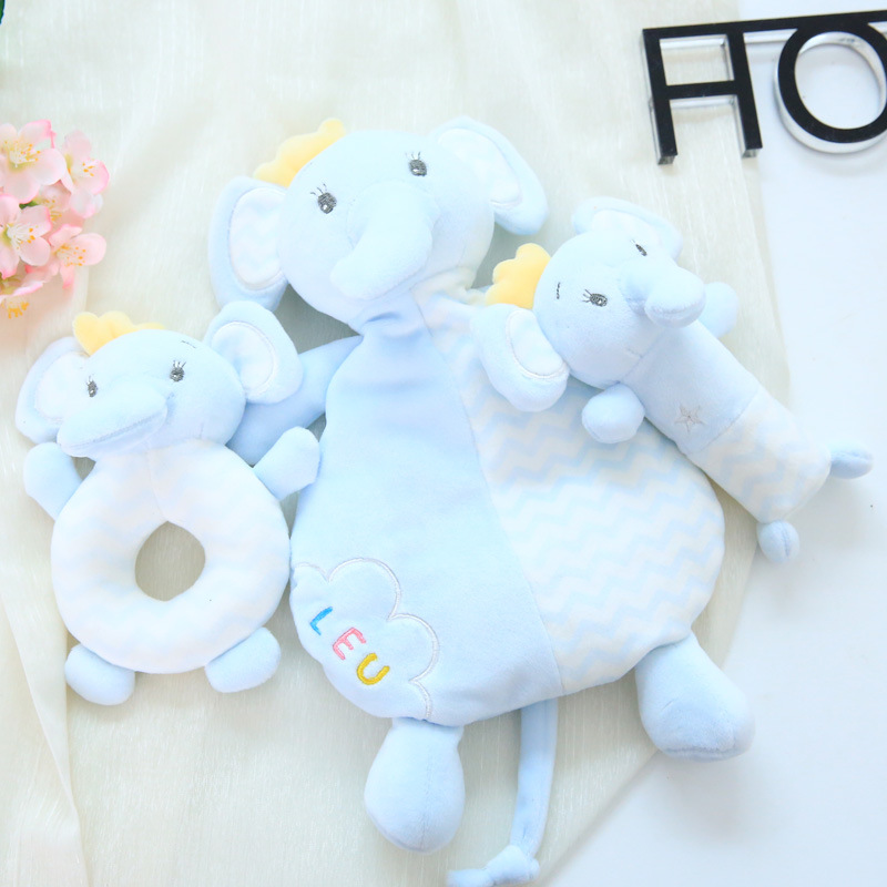 Маленький слон