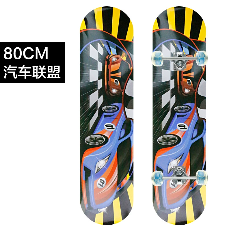Skateboard (Model 3108) 80 cm, Maple Deck, Aluminum Bracket, LED Flash Wheels