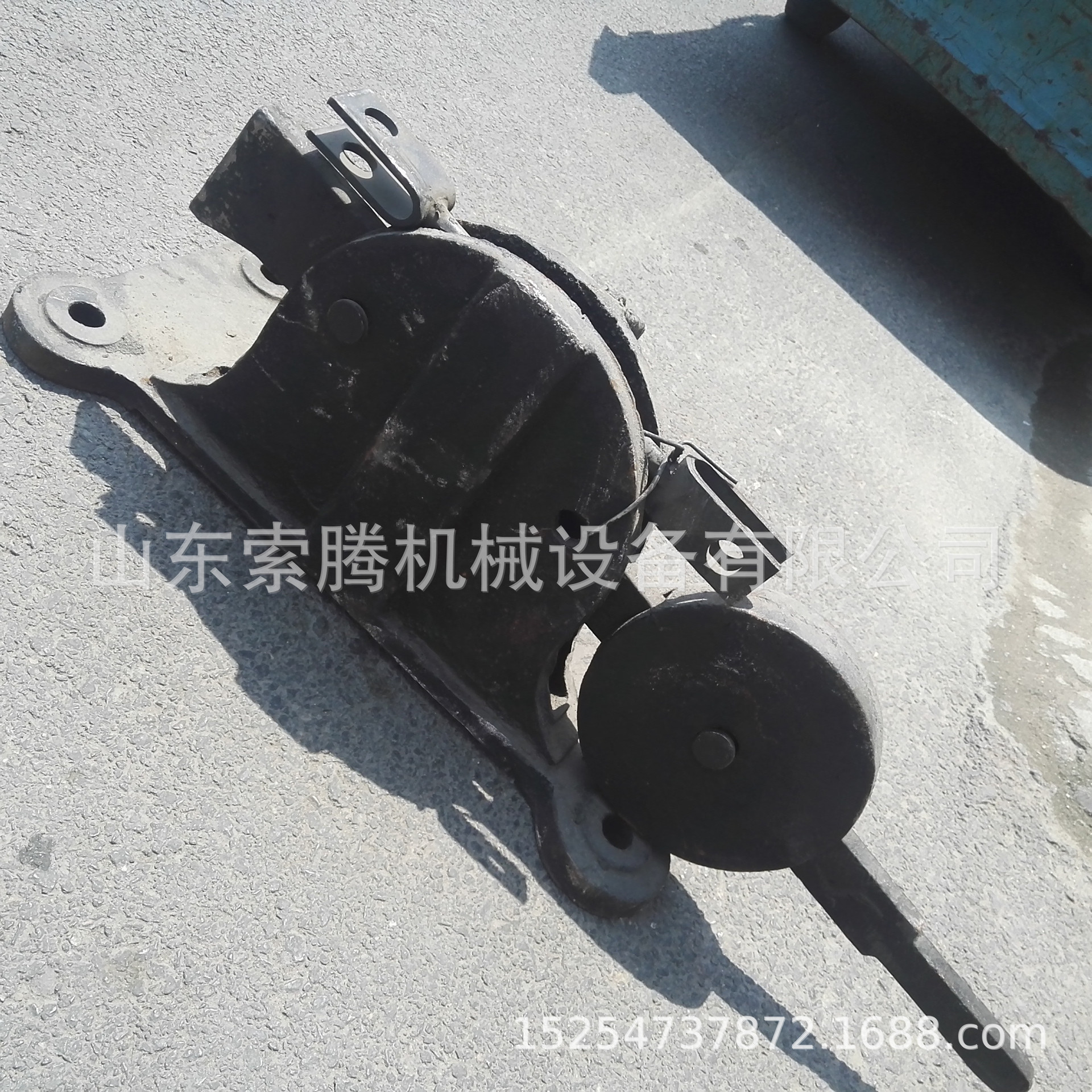 厂家批发30kg钢轨用手动卧式扳道器 扳道器 弹簧扳道器立式扳道器