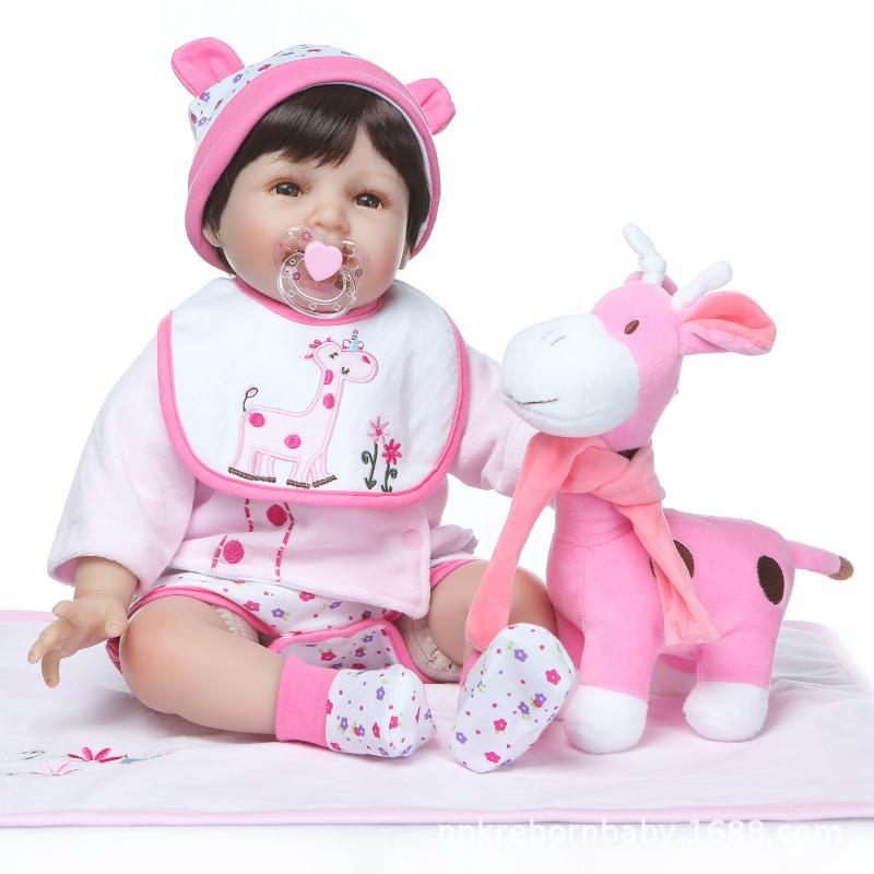 AliExpress nueva venta caliente Europea y Americana cuerpo de tela simulación muñeca jugar casa juguete regalo Año Nuevo
