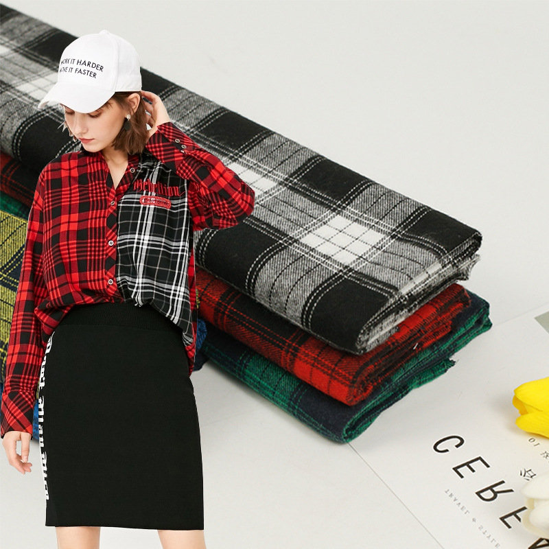 厂家直供 涤棉磨毛法兰绒格子色织布 加厚秋冬衬衫面料 现货供应