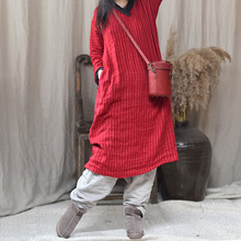 半城/原创V领大码女装春秋款竖条长袖连衣裙手缝线宽松复古长袍子