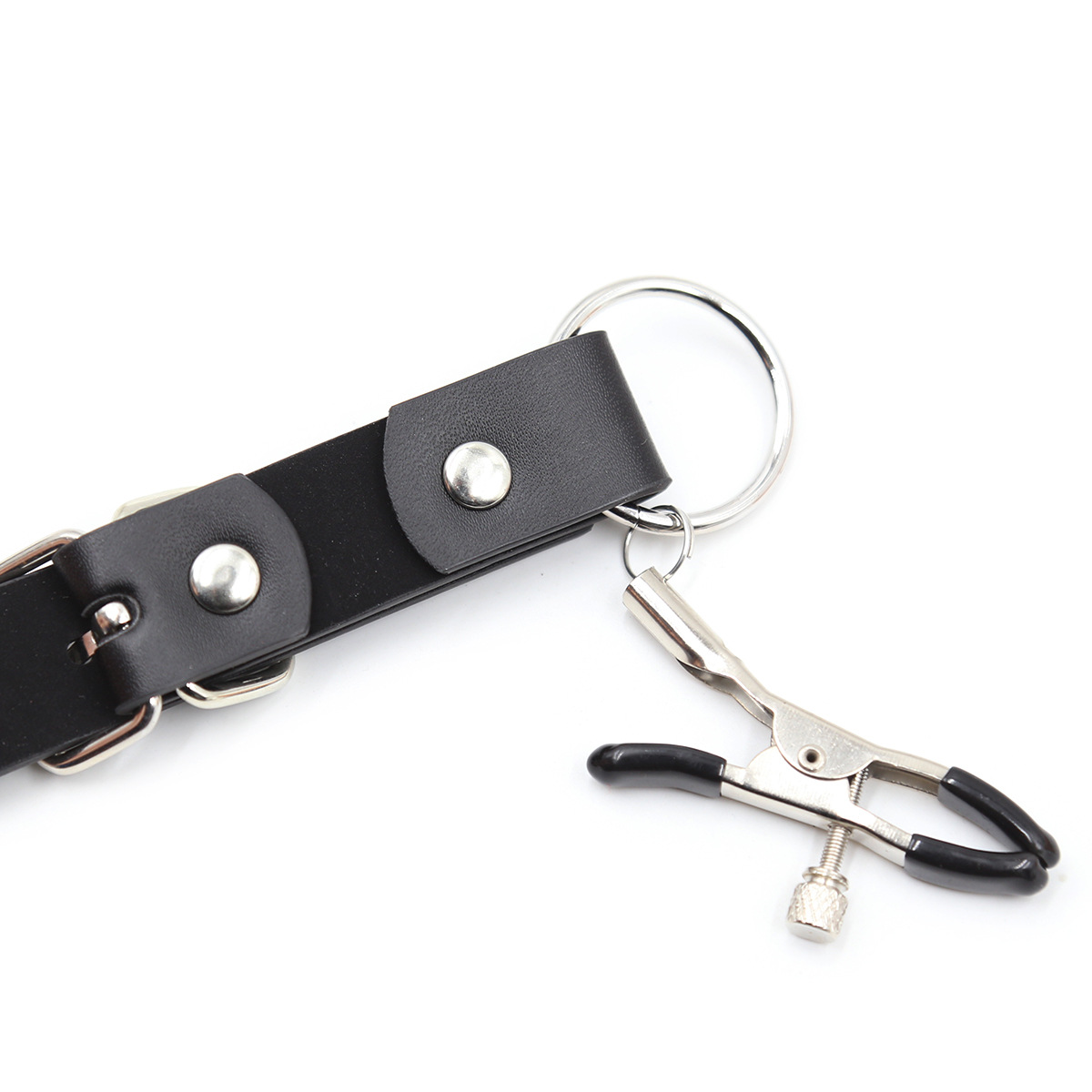 Juguetes sexuales, correas de cuero, pinzas para pezones, pinzas para piernas, pinzas genitales, suministro para comercio exterior, juguetes alternativos SM para parejas adultas.