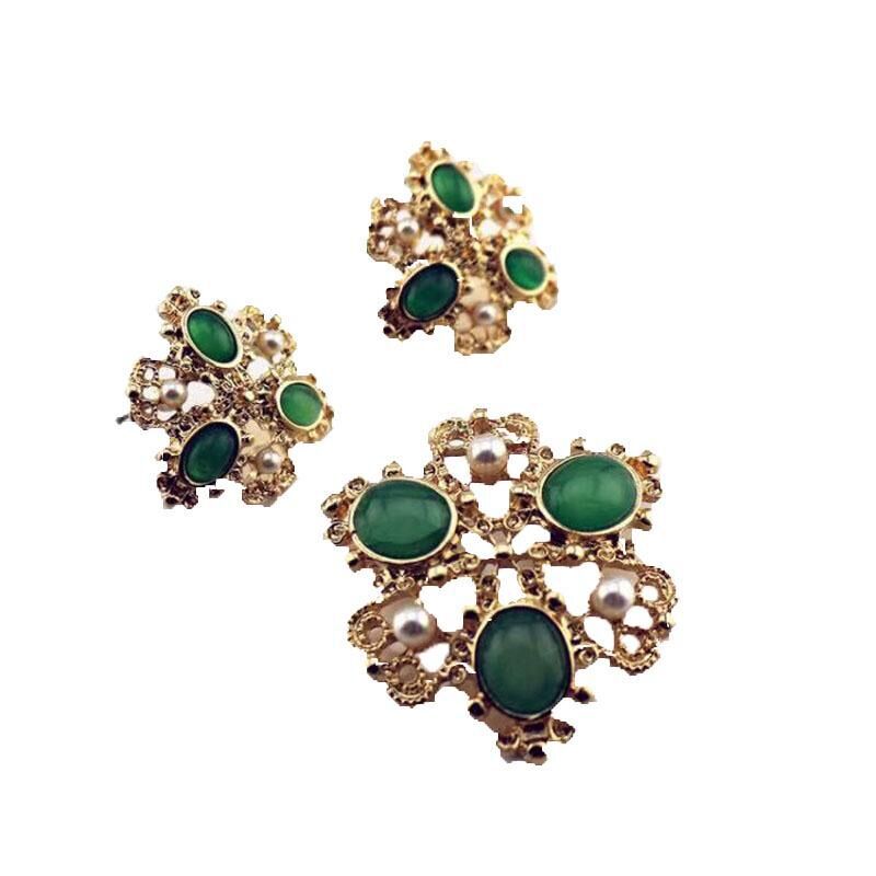 Set spilla vintage smeraldo e perla con orecchini a lobo_voghion.com
