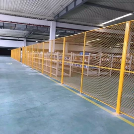 仓储货架;护栏网;金属托盘