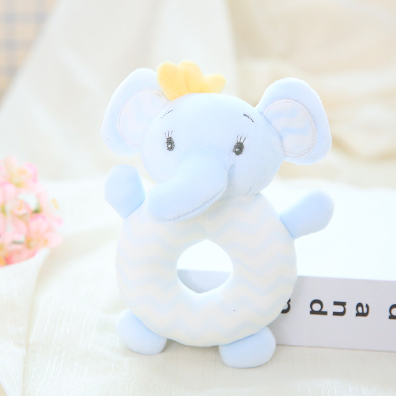 Маленький слон