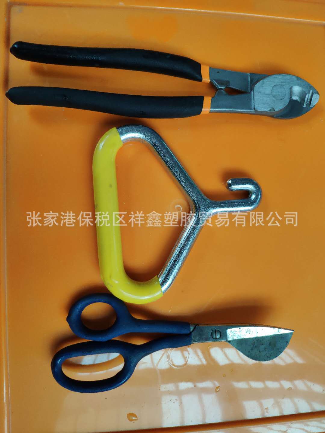 厂家直供门窗扳手 五金 健身器材 汽车零部件桶装哑光浸塑液