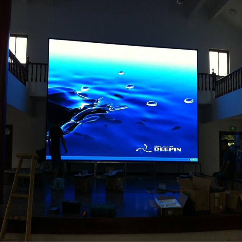 Factory direct supply of P4 room full-color LED display screen, full-color LED storefront screen, outdoor full-color LED display screen.