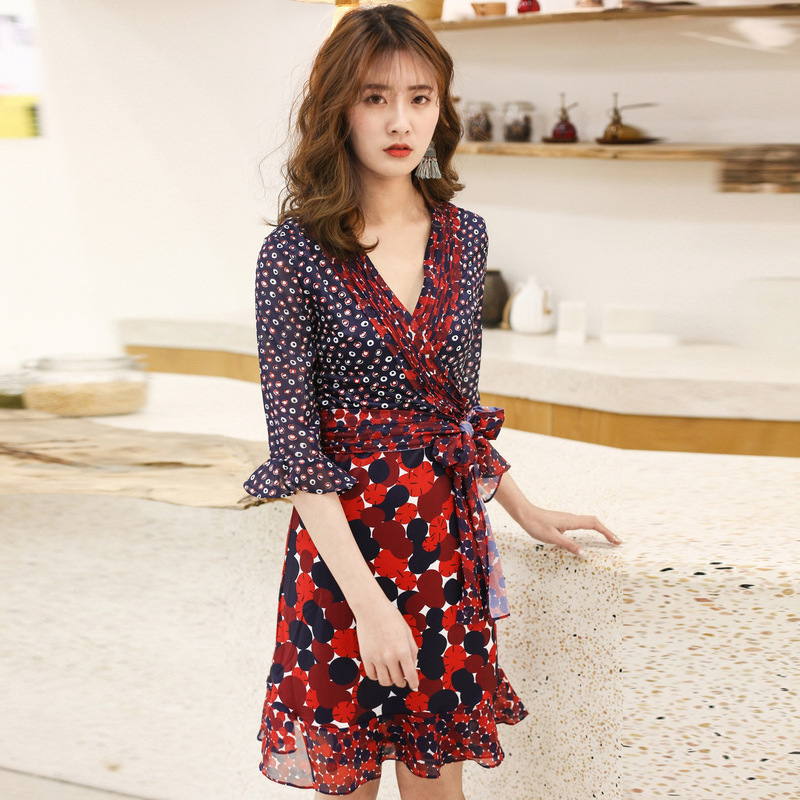 Ruffled Patchwork Seaside Vacation Beach Dress Mid-Length Dress for Women Pg Dvf2025 Wrap Dress New Style
