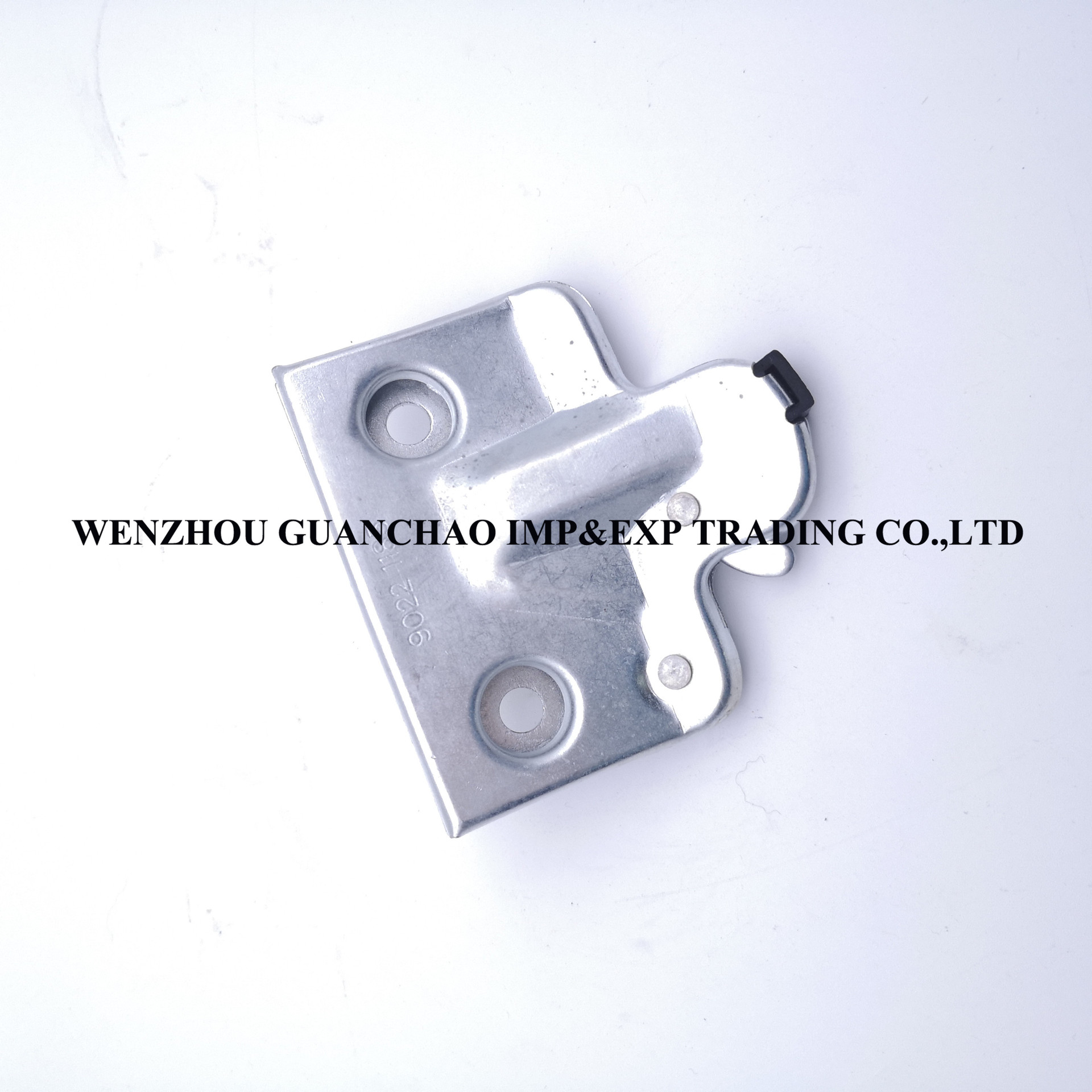 Chegaralararo zavod narxi Daewoo 96207854/90221185 LATCH-TRUNR LID orqa eshik qulfiga tegishli