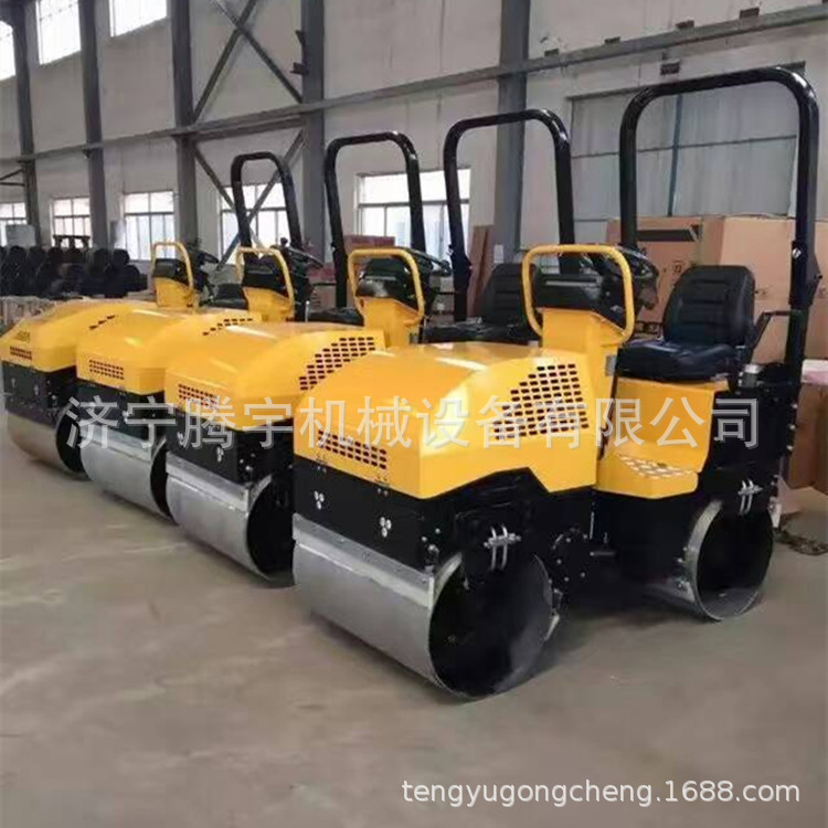 全液压1吨柴油振动压路机 双钢轮柴油振动压实机