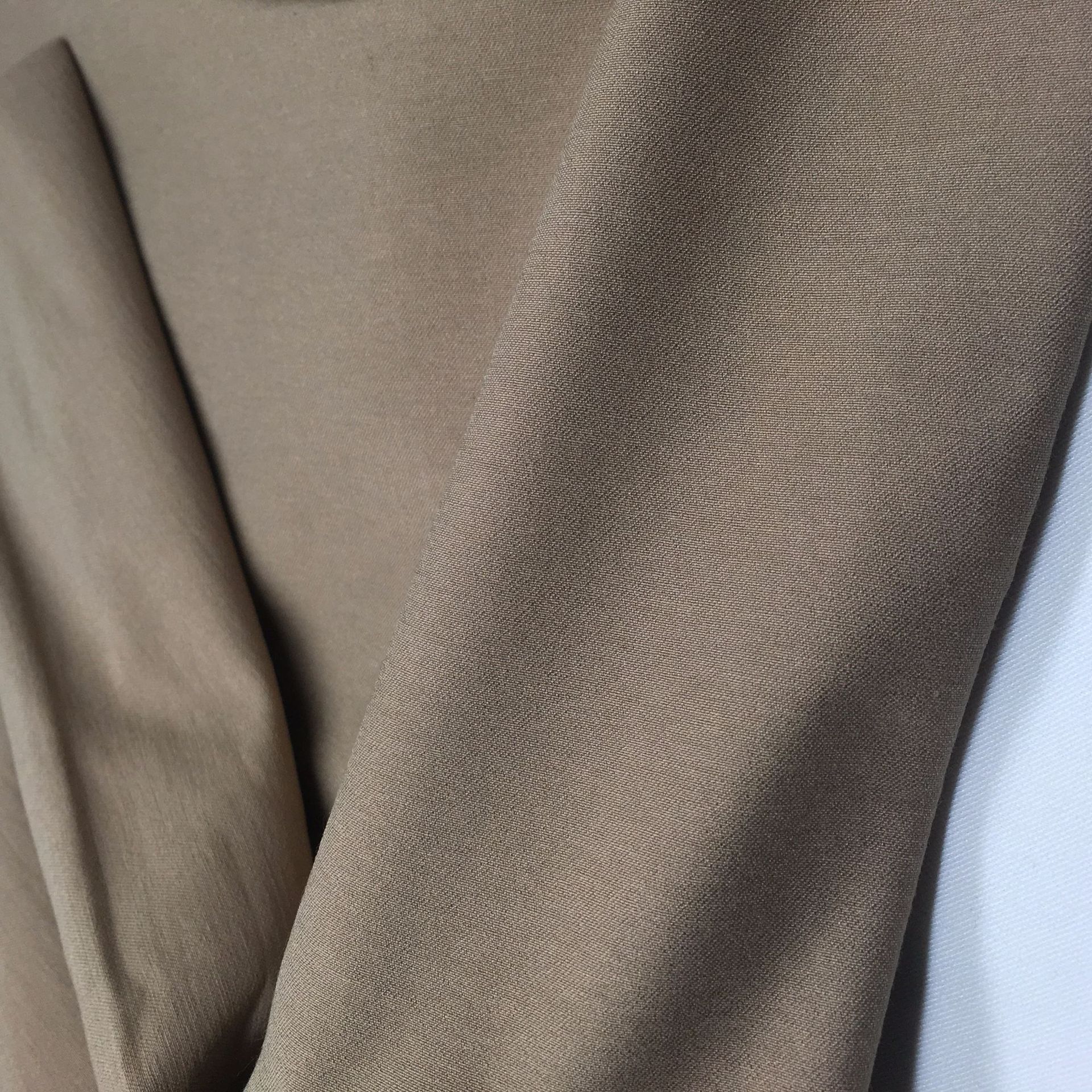 10S罗缎NR面料 尼龙经弹 斜纹风格 时尚女装