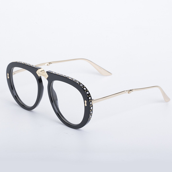 Fashionable sunglasses
