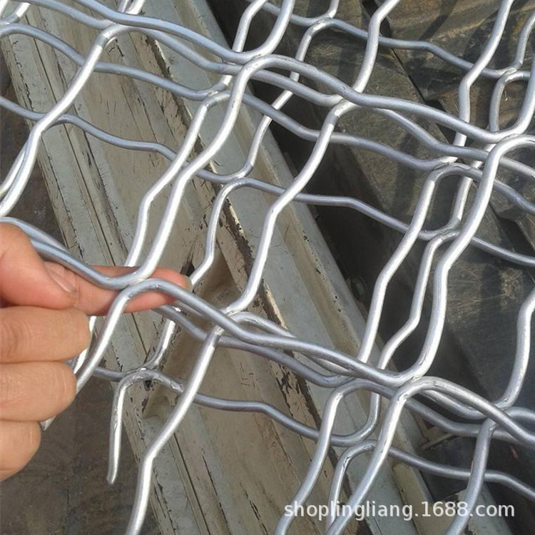 美格防盗菱形网防盗铝丝网野猪圈地围栏网公园围栏网镀锌美格网