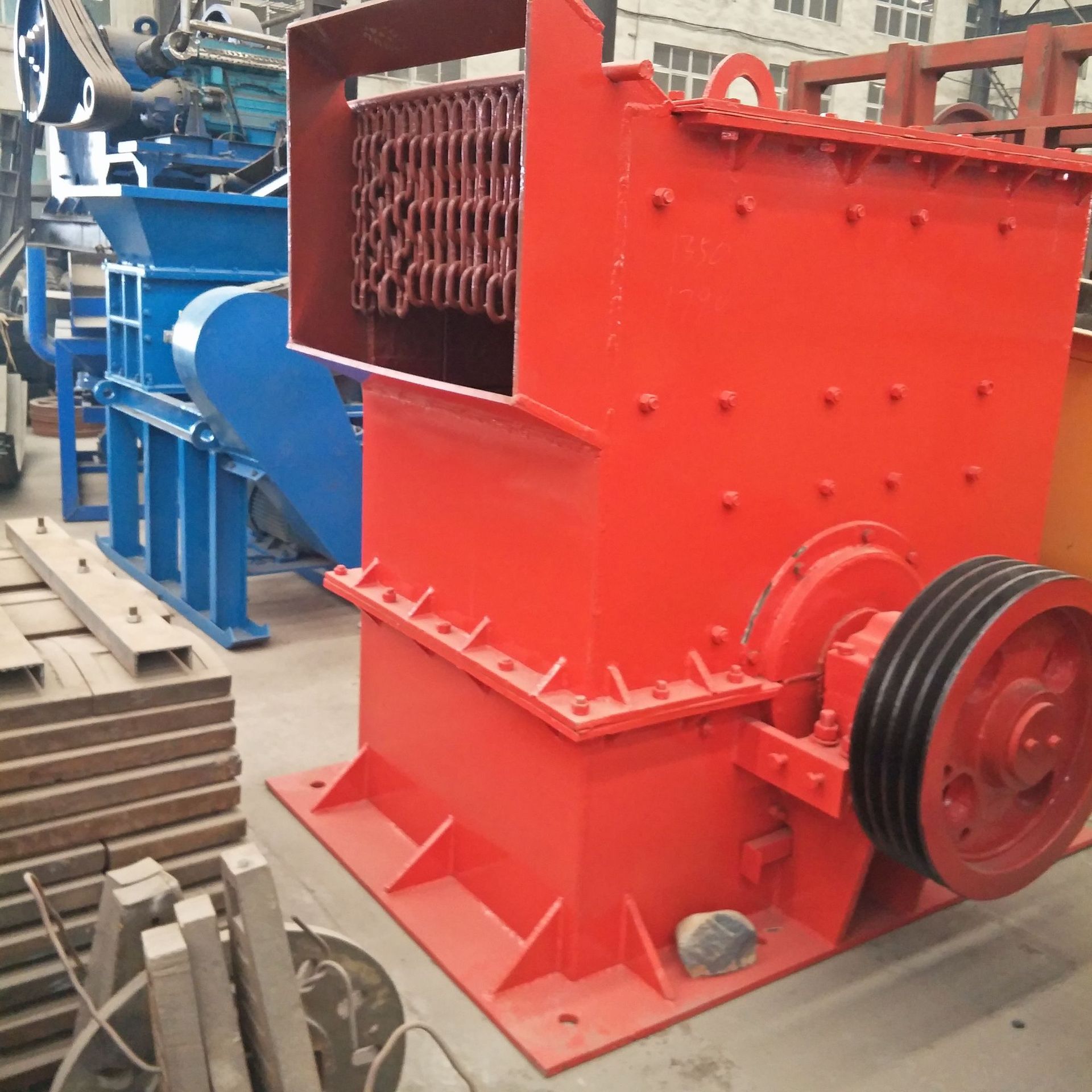 方箱式破碎机 箱式破碎机 花岗岩砖头粉碎机 箱破 重锤粉碎机